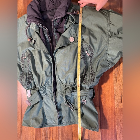 Bogner green ski jacket vintage belted - Picture 15 of 15